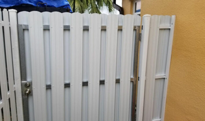 Dura Fence shadow box