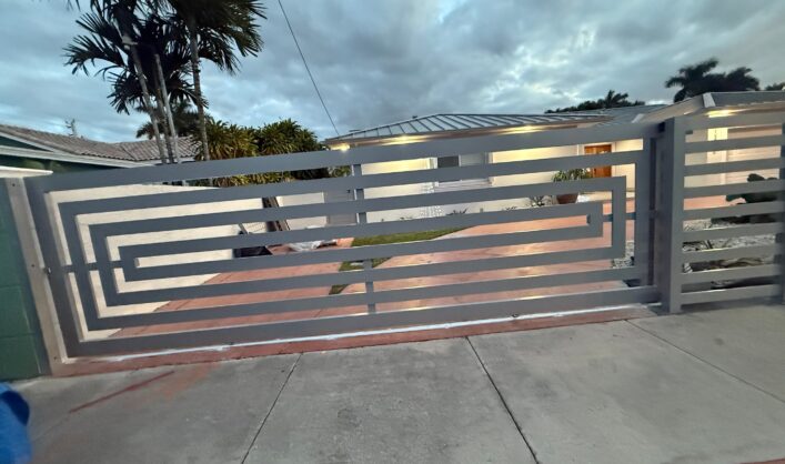 Aluminum Fence New Design