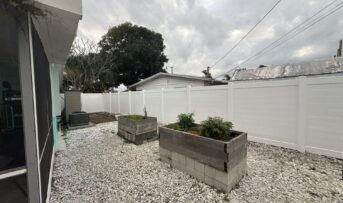 PVC/Vinyl Horizontal Fence