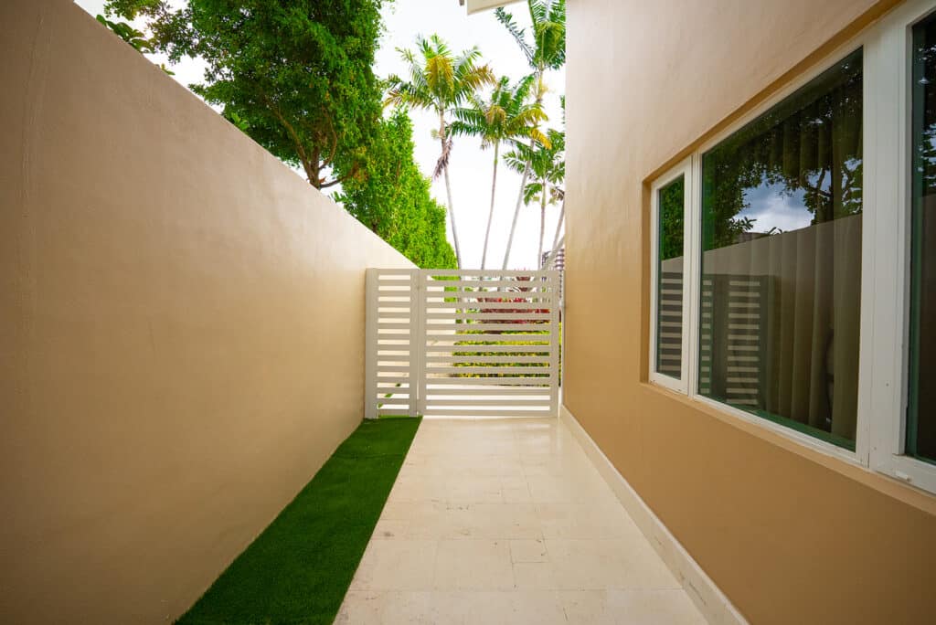 Aluminum Driveway Gates