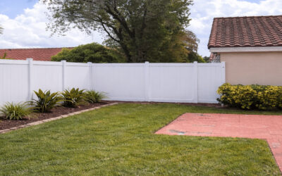 Signs It’s Time to Replace Your Backyard Fence